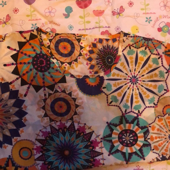 Solar Multicolored Top ✨ - Picture 5 of 5